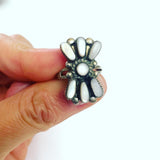 Size 5.25  Zuni Vintage Sterling Silver Cluster Mother of Pearl Ring A043