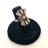 Size 5.25  Zuni Vintage Sterling Silver Cluster Mother of Pearl Ring A043
