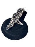 Size 9, Vintage Native American Sterling Silver Ring with Onyx Stones
