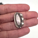 Sz 5.25 Vintage Navajo Native American Sterling Silver with Mother of Pearl Ring.