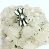 Size 5.25  Zuni Vintage Sterling Silver Cluster Mother of Pearl Ring A043