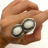 Size 7.25, Vintage Native American Sterling Silver Mother of Pearl Ring, A003
