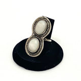 Size 7.25, Vintage Native American Sterling Silver Mother of Pearl Ring, A003