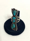 Size 7.5 Vintage Native American Sterling Silver & Turquoise Ring.  A035