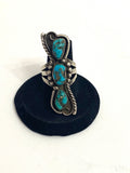 Size 7.5 Vintage Native American Sterling Silver & Turquoise Ring.  A035