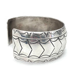 Vintage Southwestern Solid Sterling Silver Pattern Stamped Cuff Bracelet (B050)